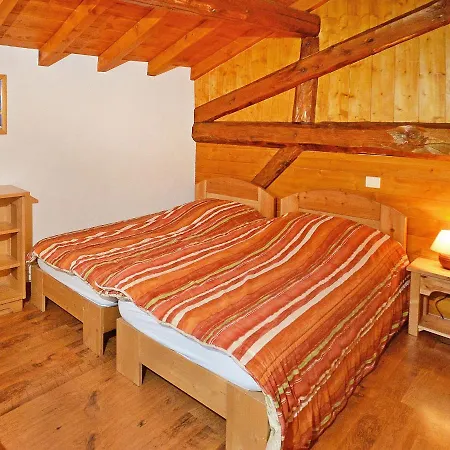 Chalet Chalet In Les Menuires Praranger With Balcony *