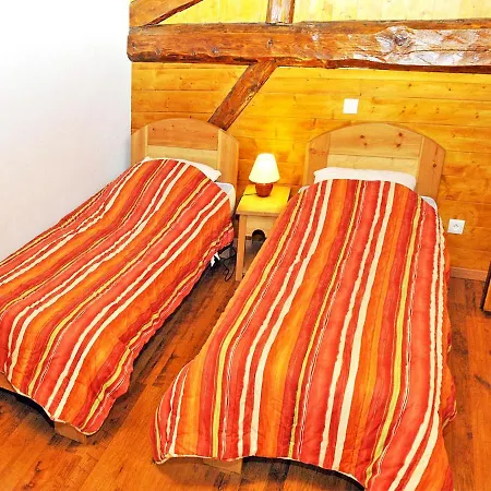 Chalet In Les Menuires Praranger With Balcony